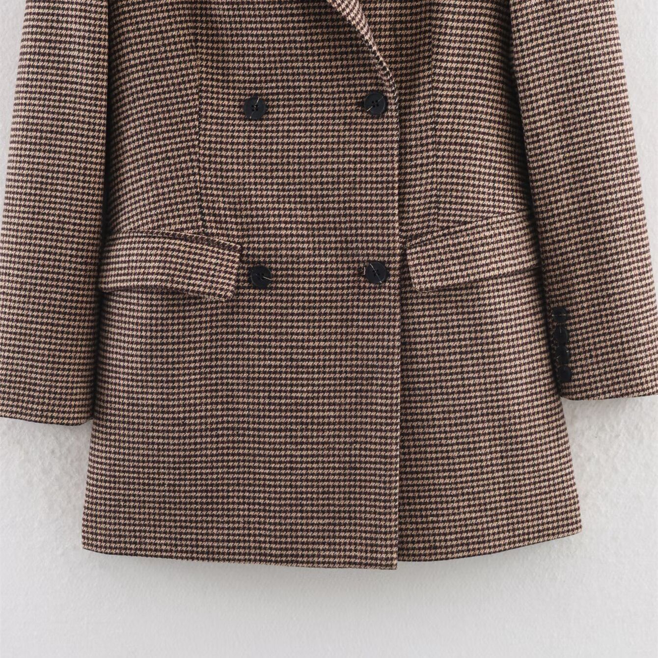 Commuting style mid length suit jacket eprolo