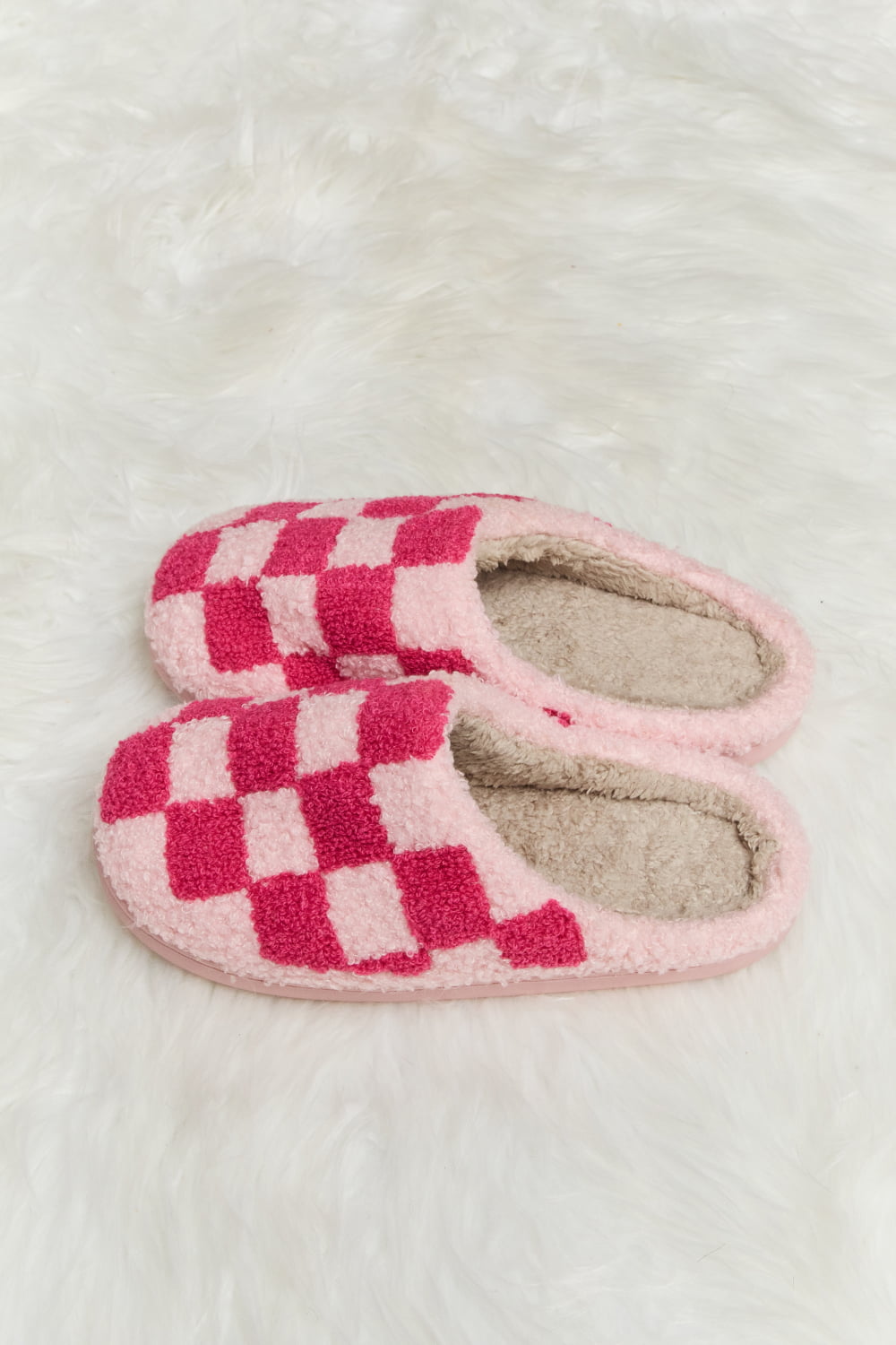 Melody Checkered Print Plush Slide Slippers - Whispering Desires Shoppe