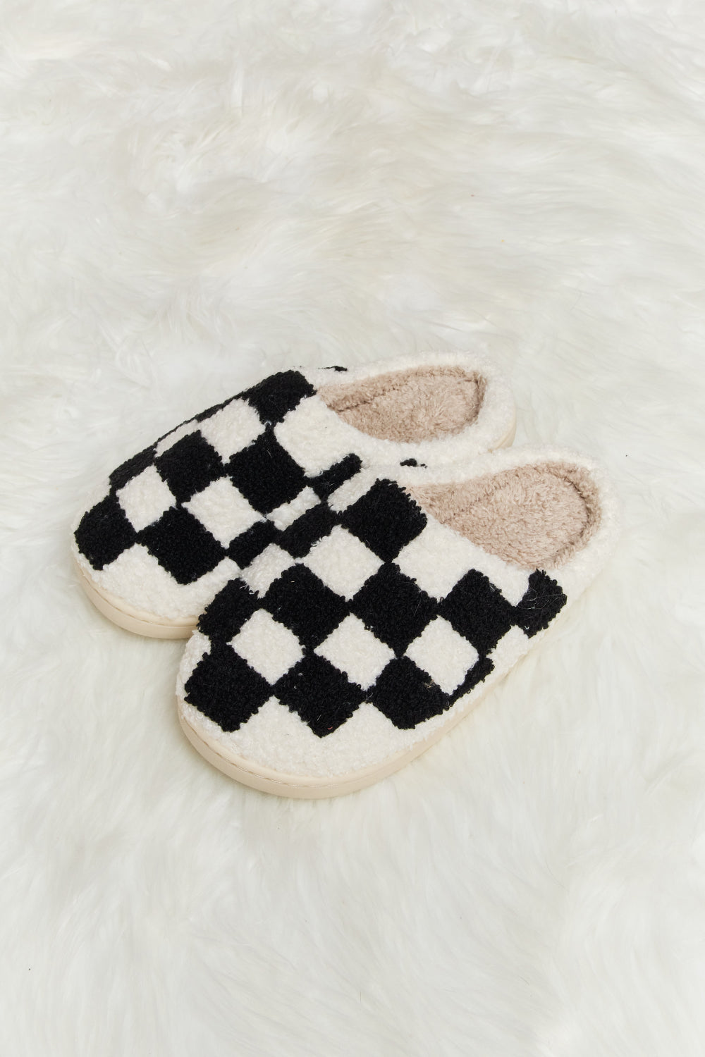 Melody Checkered Print Plush Slide Slippers - Whispering Desires Shoppe