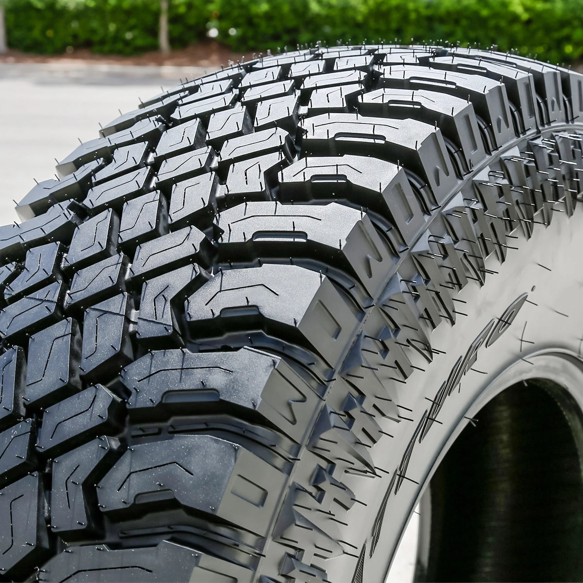 Atturo Trail Blade X/T LT 285/70R17 Load Range E (DC) Tire
