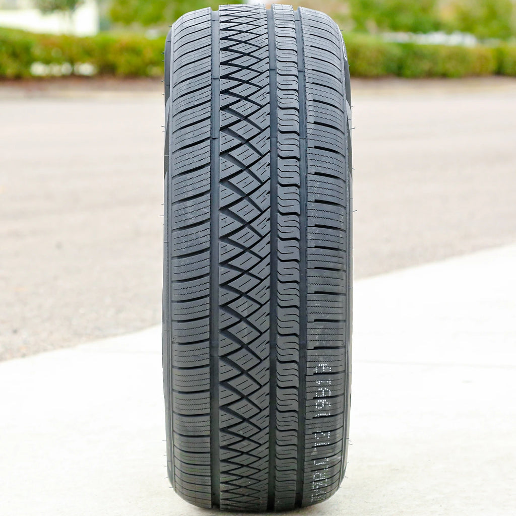 Atturo AZ810 225/40R18 92Y XL Tire