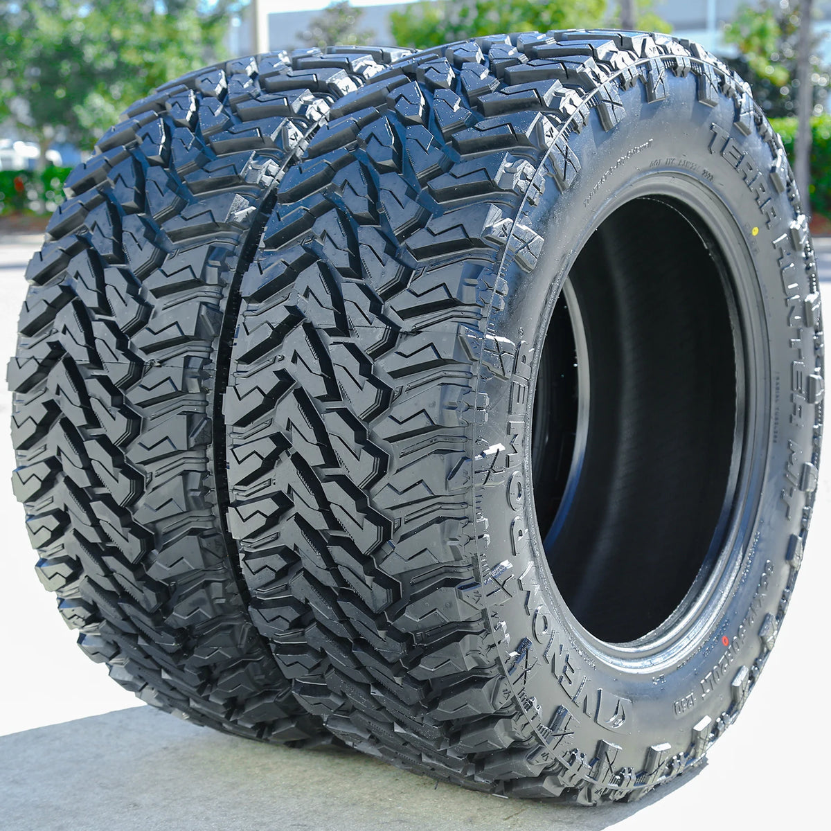Venom Power Terra Hunter M/T LT 35X12.50R20 Load Range F Tire