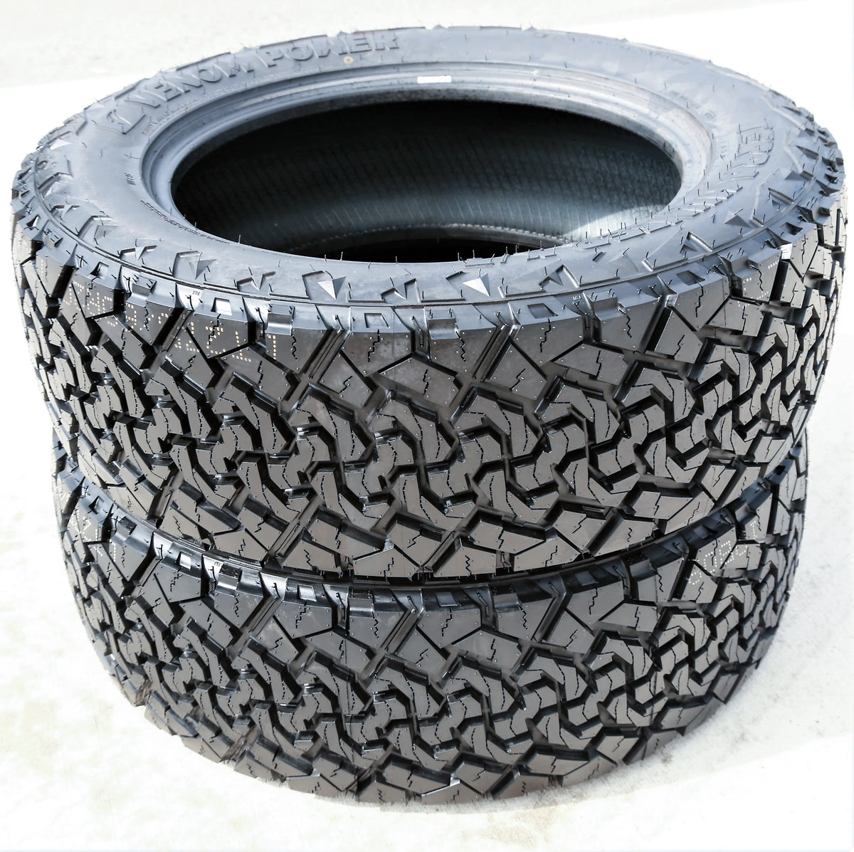 Venom Power Terra Hunter X/T 245/60R18 109H XL Tire
