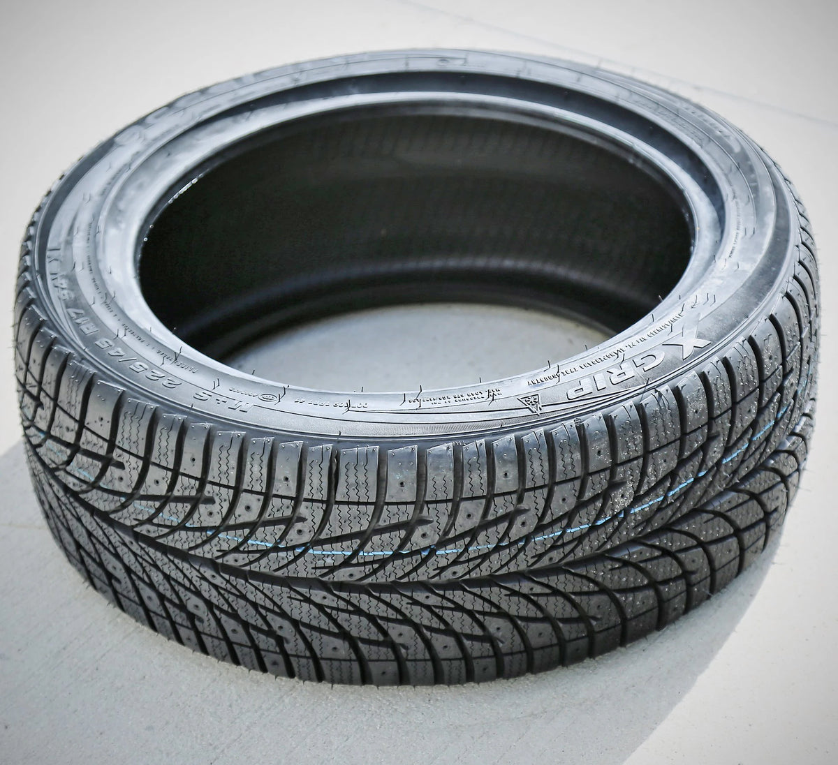 Accelera X-Grip 225/45R17 94V XL Winter Tire