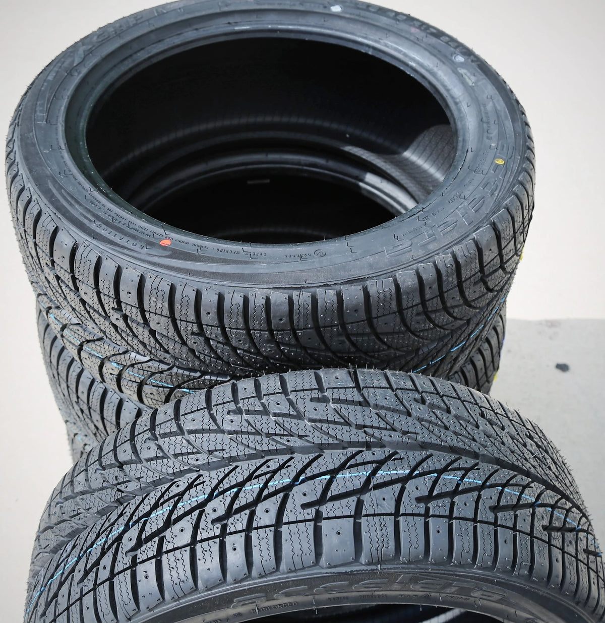 Accelera X-Grip 225/45R17 94V XL Winter Tire