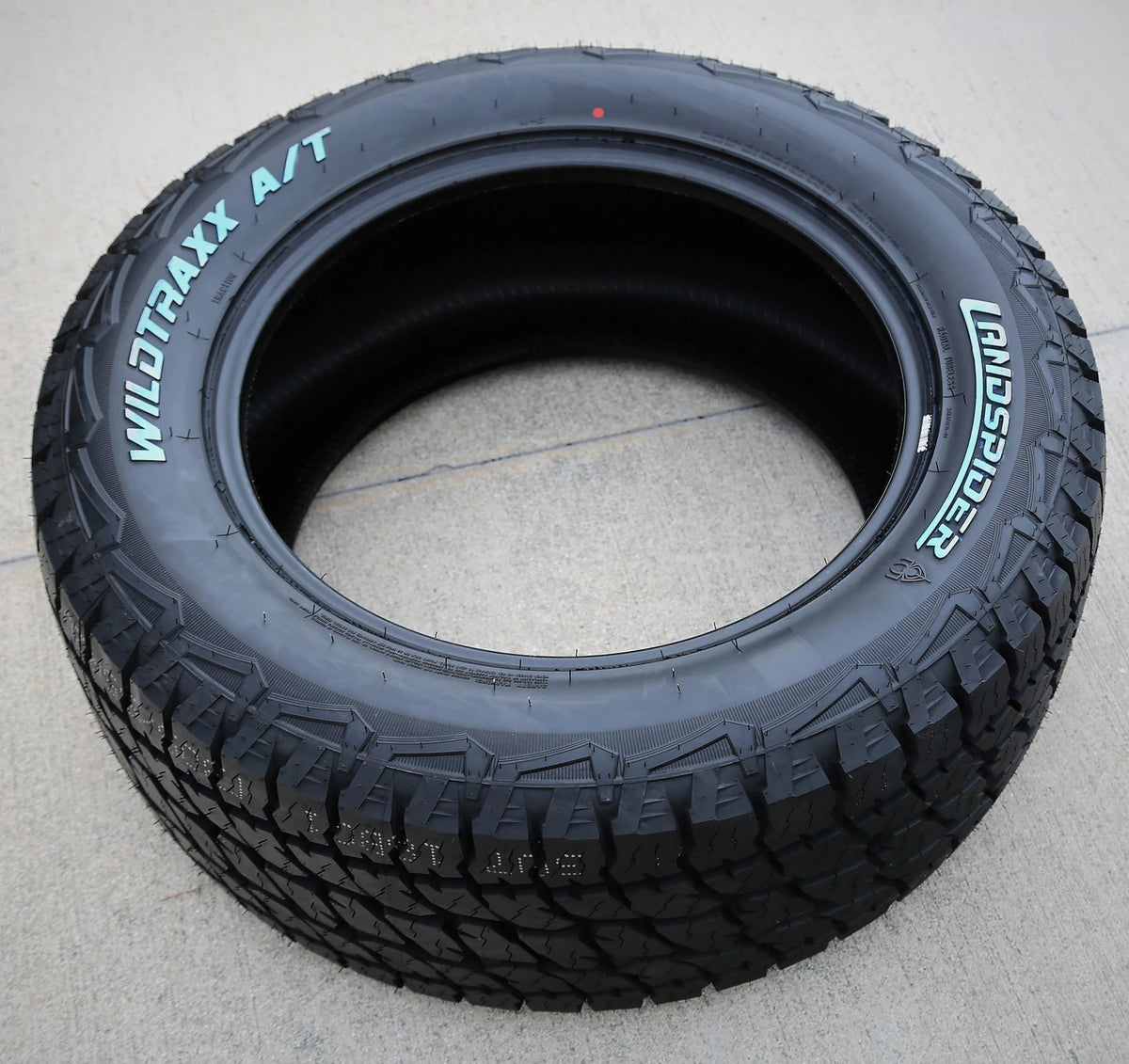 Landspider Wildtraxx A/T 265/50R20 111T XL Tire