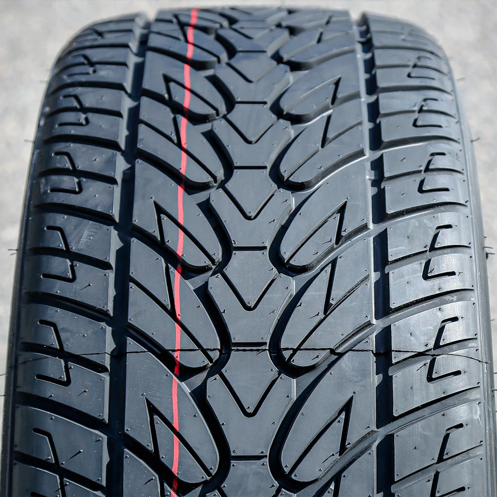 Fullway HS266 285/45R22 114V XL Tire