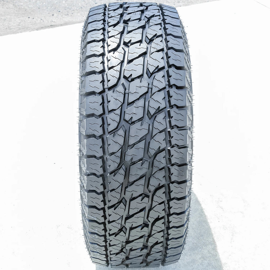 Landspider Wildtraxx A/T 245/65R17 111T XL Tire