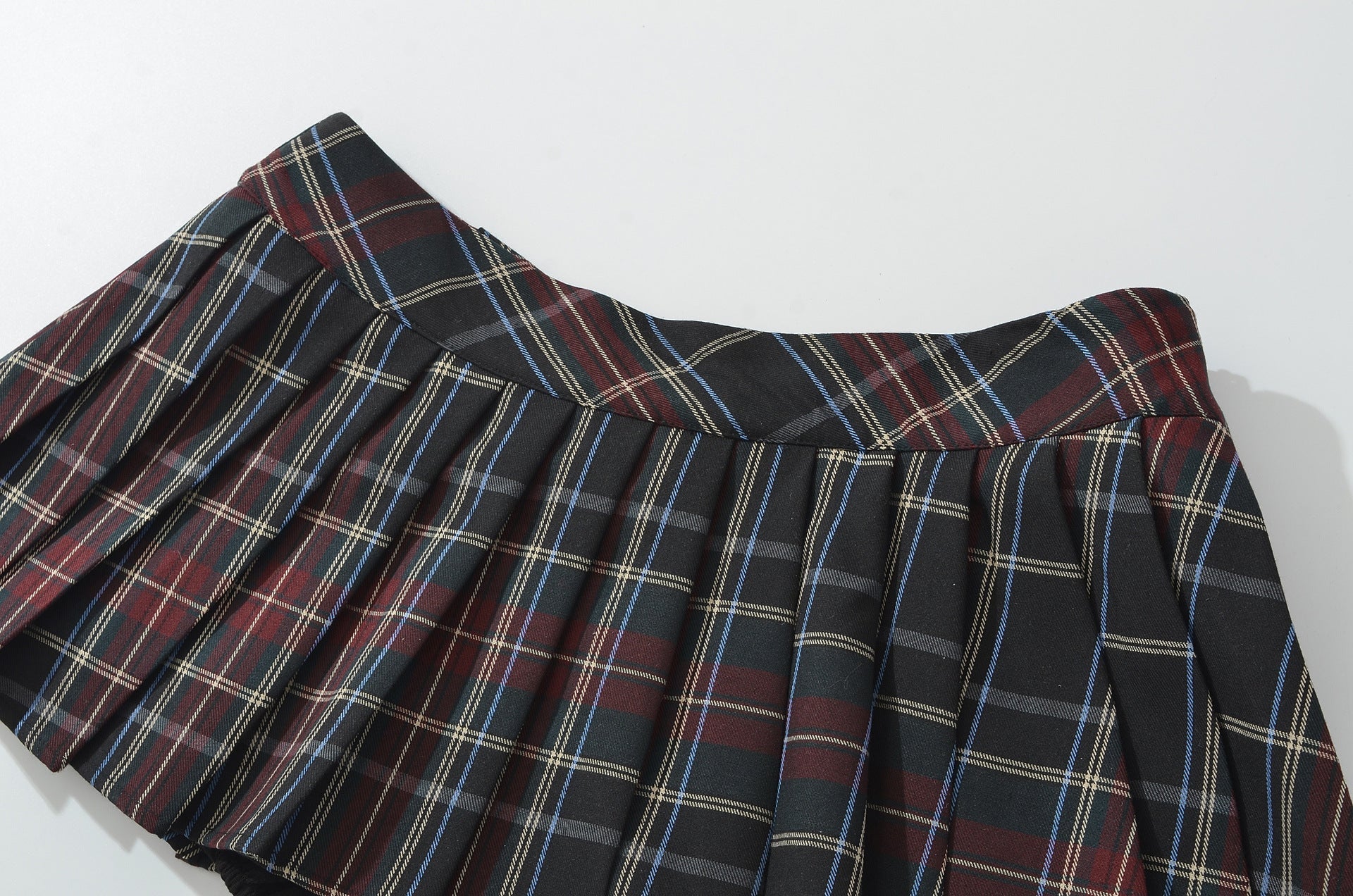 Low waist button slit pleated skirt eprolo