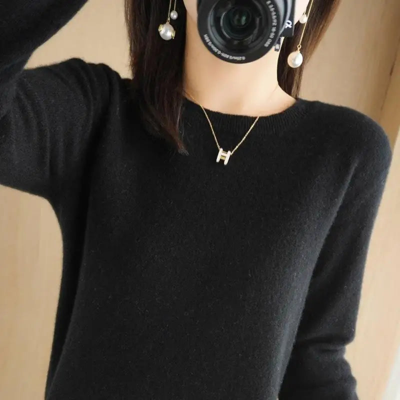 Women's Slim Round-Neck Knit Sweater
