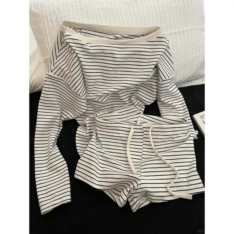 Women's Long-Sleeve Top and Shorts Pajama Set