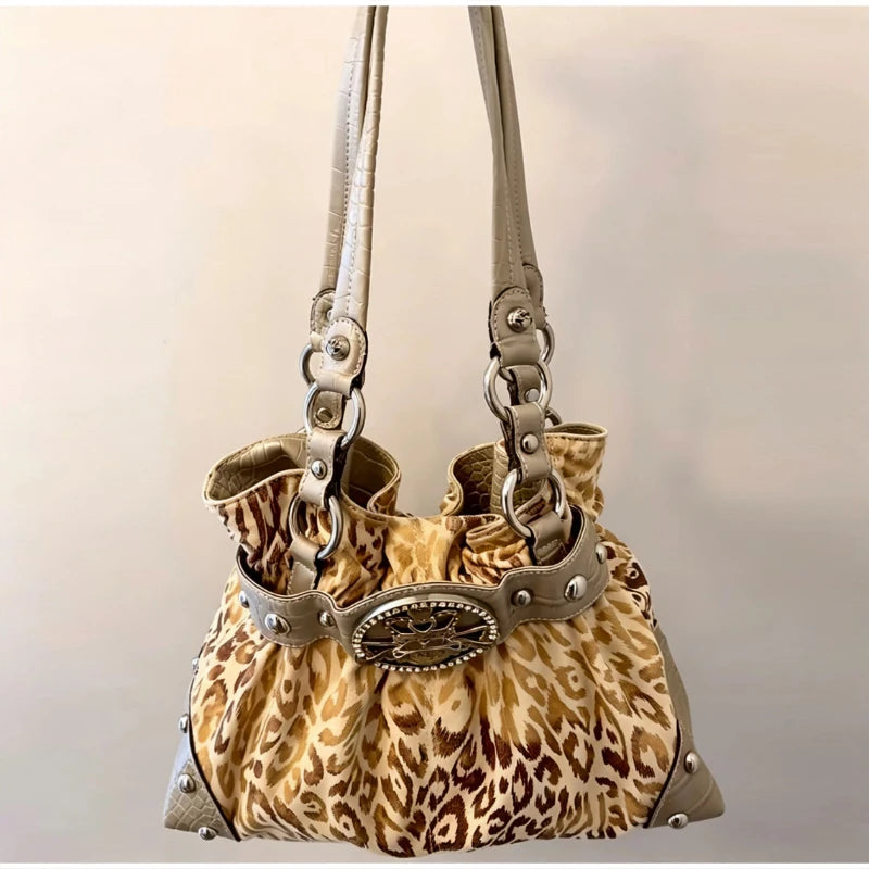 Women's Y2K Studded Shoulder Bag