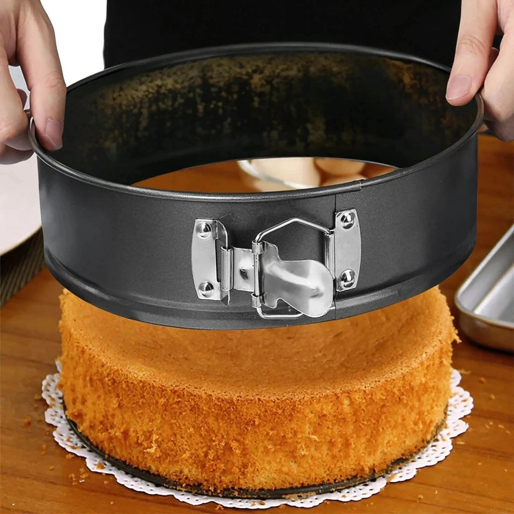 Round Springform Cake Pan with Removable Base
