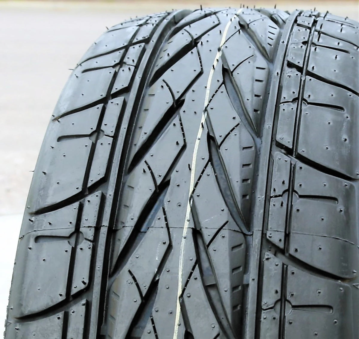 Forceum Hexa-R 235/30R20 ZR 88Y XL Tires – Set of 4