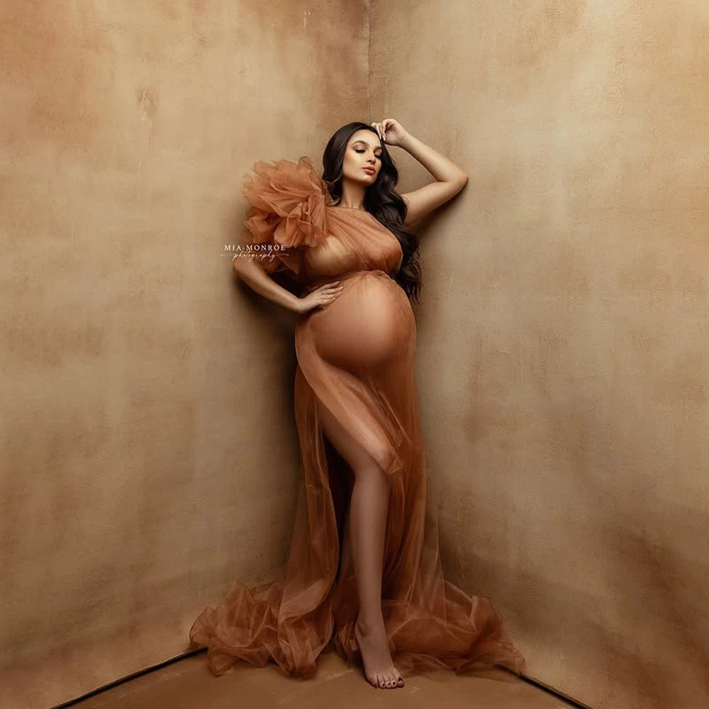 One-Shoulder Tulle Maternity Photo Gown