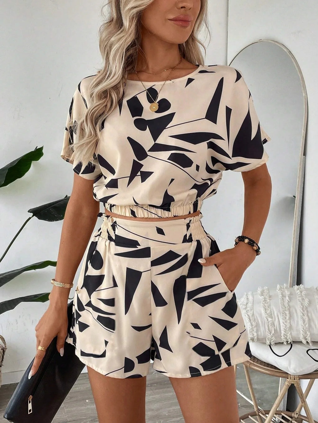 Women's Leaf-Print Tee and Shorts Set