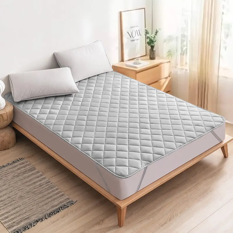 Polyester Mattress Protector with Elastic Band