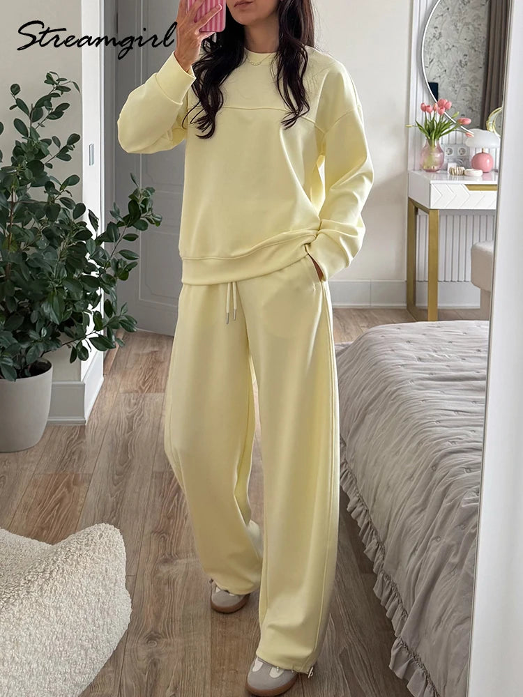 Women's Crewneck Sweatshirt and Pants Set