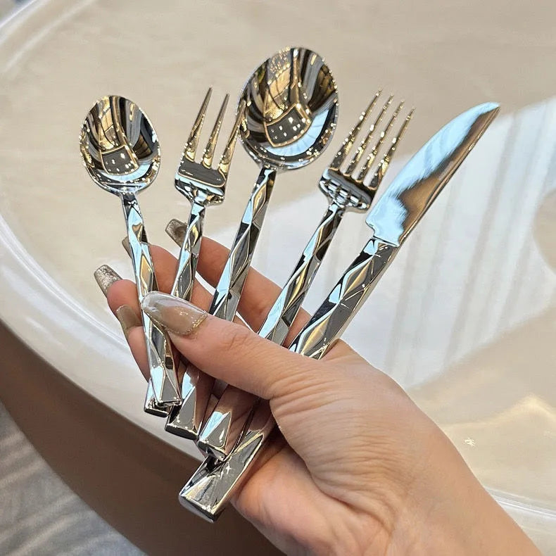 Diamond-Pattern Stainless Steel Flatware, 5 Pieces