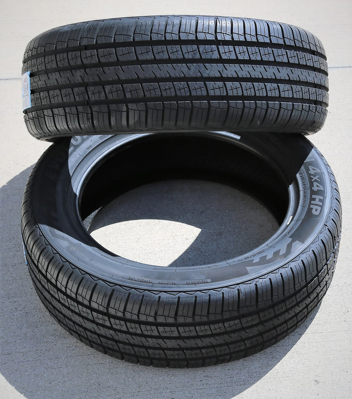 Evoluxx Capricorn 4X4 HP Tire – 235/70R15 106H XL