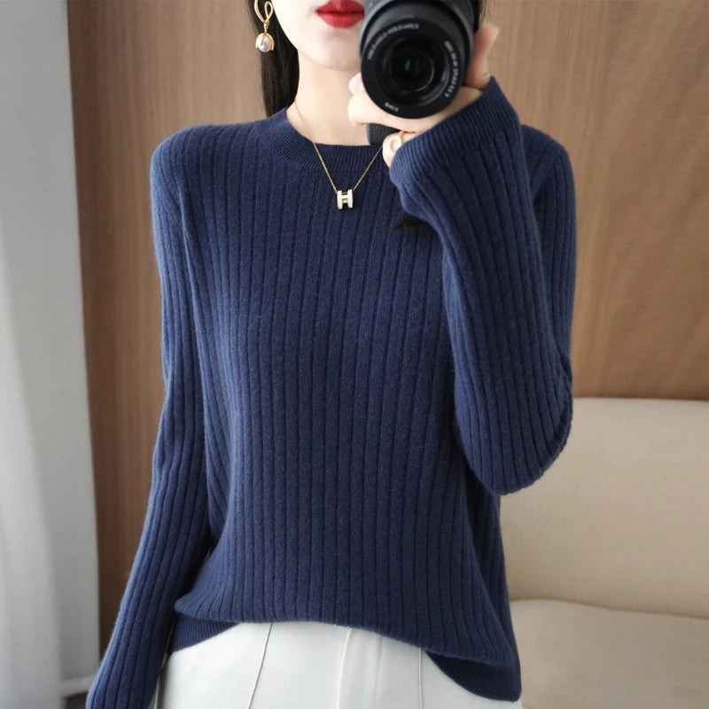 Women's Long-Sleeve Round-Neck Knit Pullover
