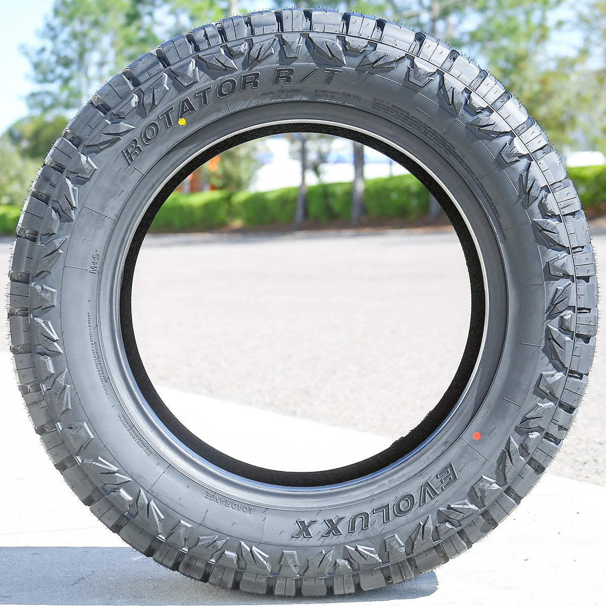 Evoluxx Rotator R/T LT 285/60R20 Load Range E Tires – Set of 4