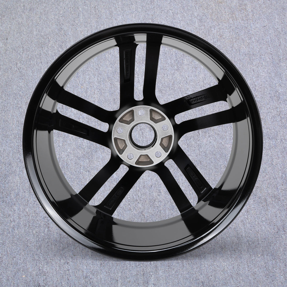 19×8.5 Aftermarket Alloy Wheel for Honda Accord – Black Machined