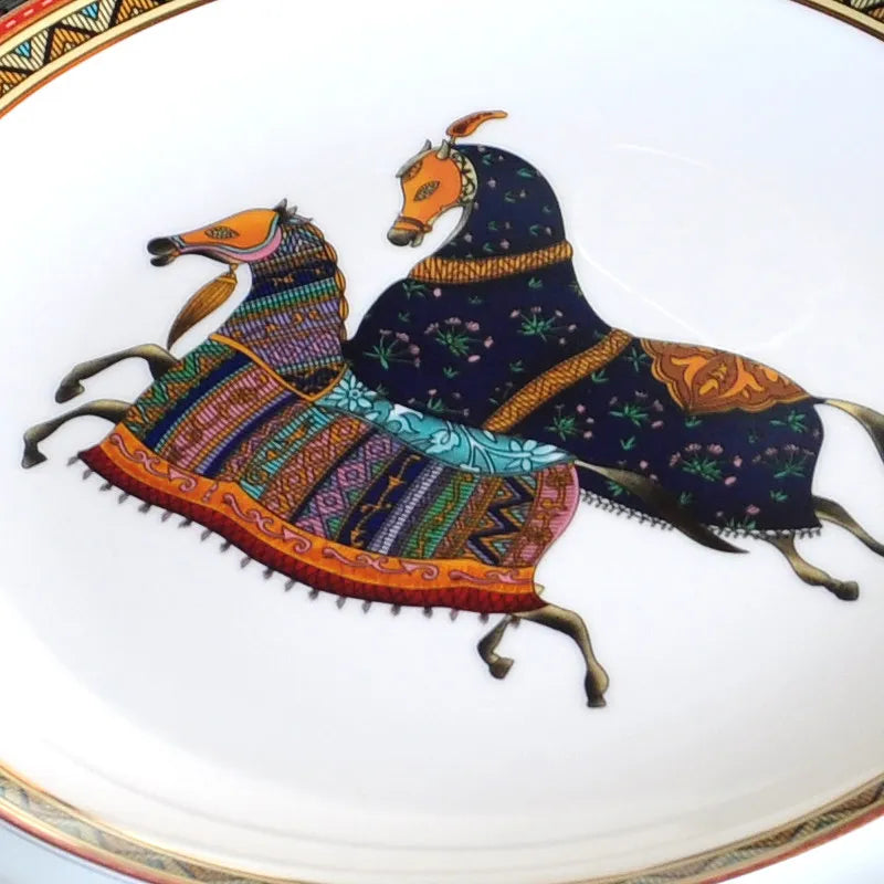 Round Ceramic Dinner Plate with Striped Detail