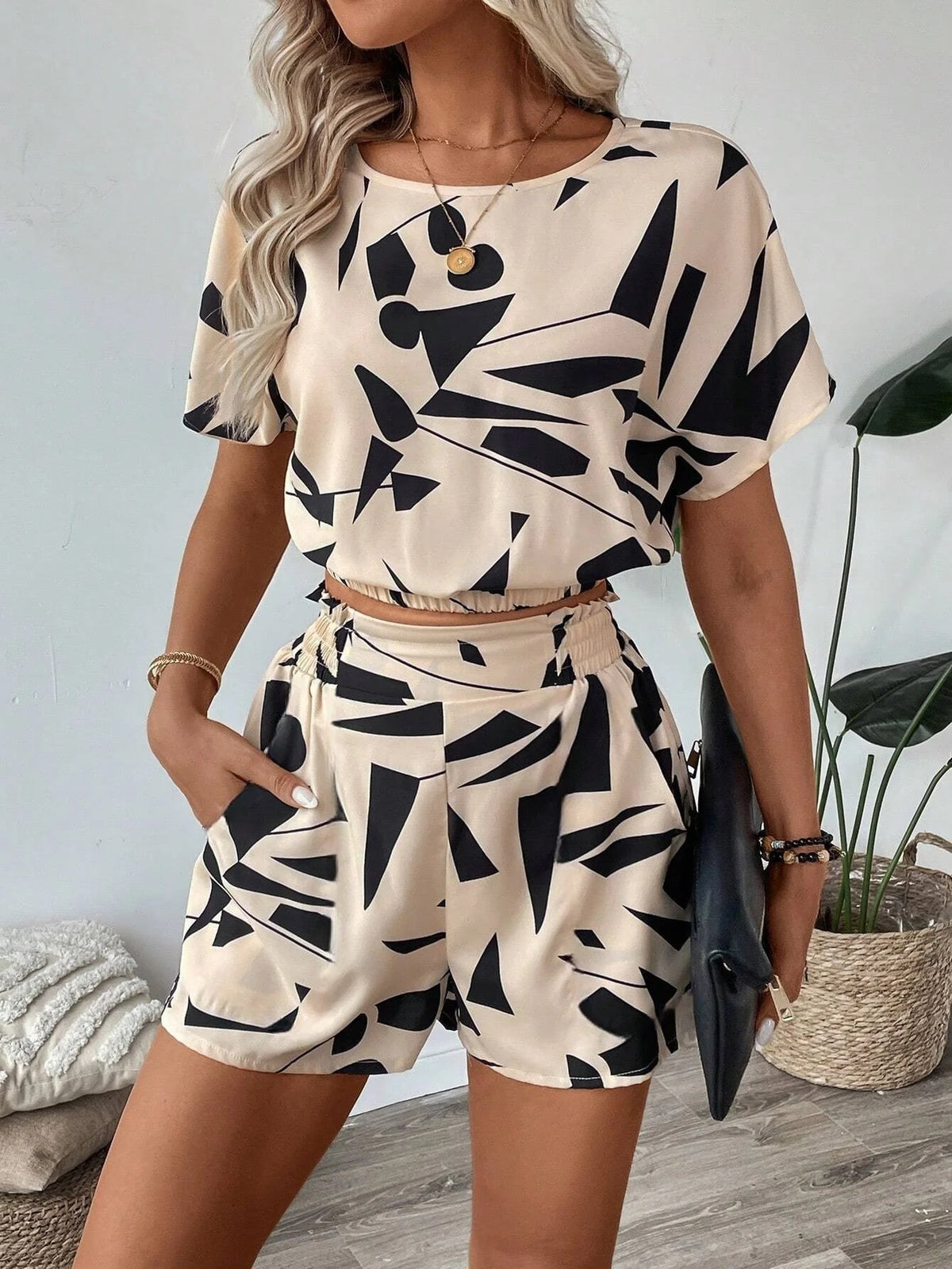 Women's Leaf-Print Tee and Shorts Set