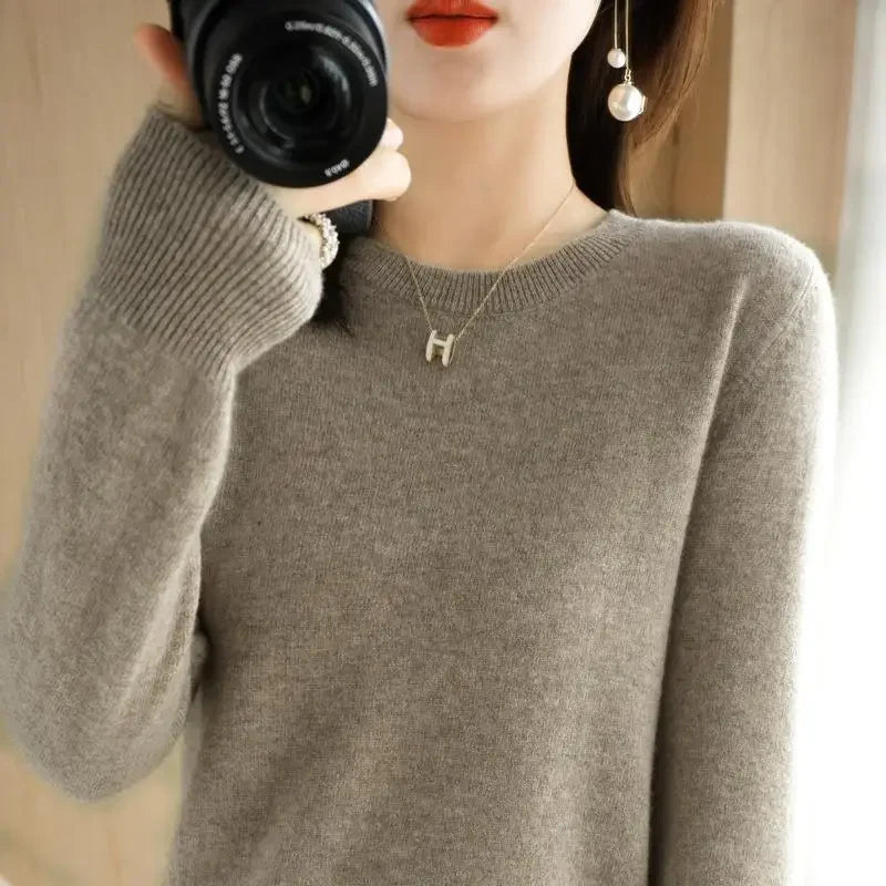 Women's Slim Round-Neck Knit Sweater