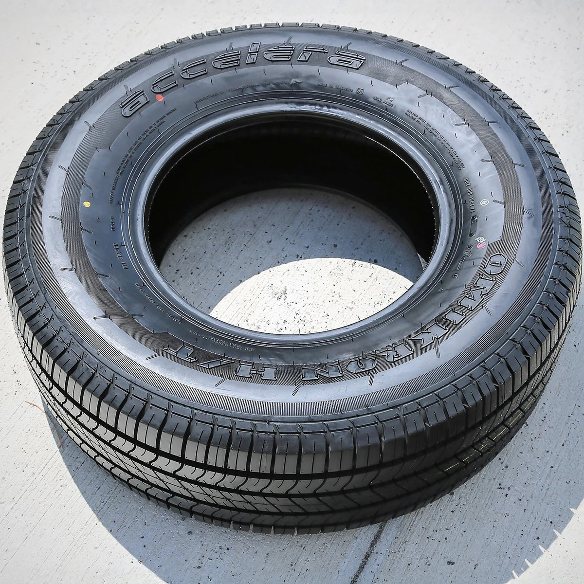 Accelera Omikron H/T 225/65R17 102H Tire