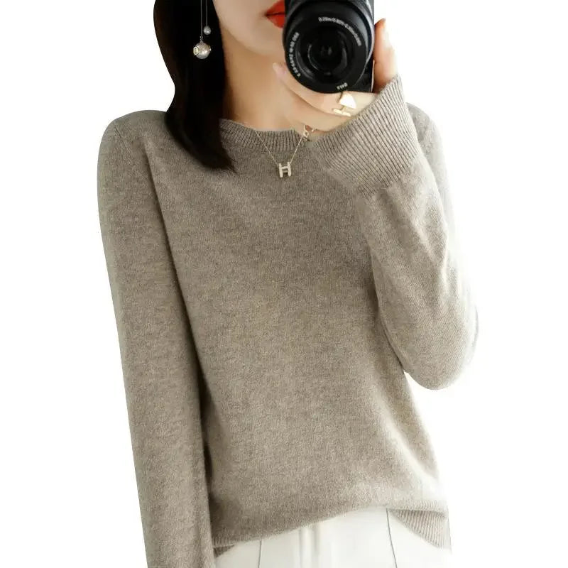 Women's Slim Round-Neck Knit Sweater