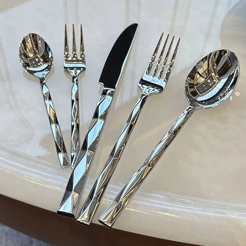Diamond-Pattern Stainless Steel Flatware, 5 Pieces