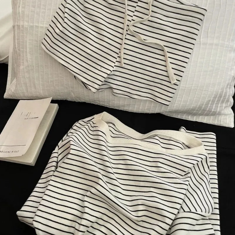 Women's Long-Sleeve Top and Shorts Pajama Set