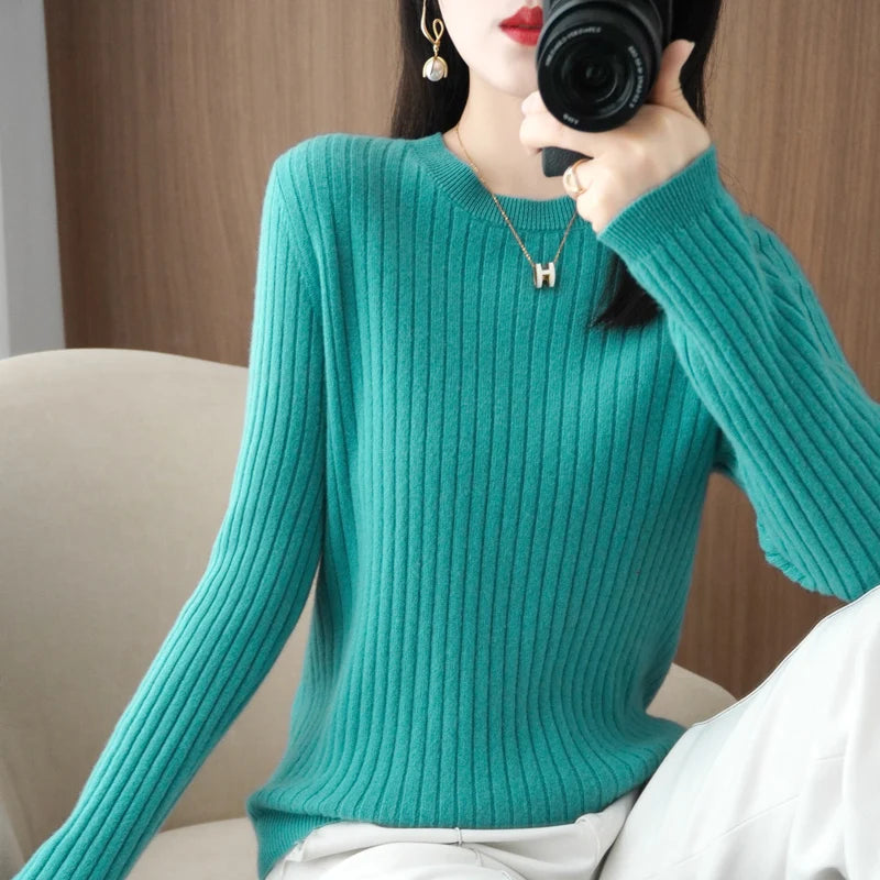 Women's Long-Sleeve Round-Neck Knit Pullover