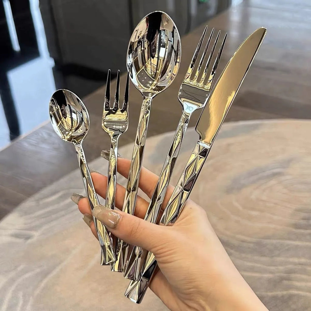 Diamond-Pattern Stainless Steel Flatware, 5 Pieces