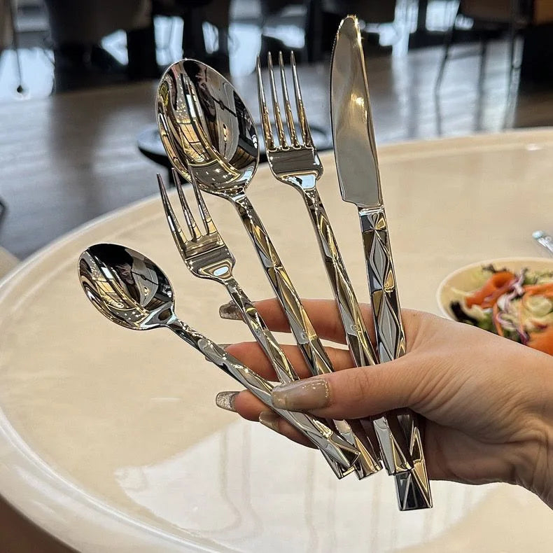 Diamond-Pattern Stainless Steel Flatware, 5 Pieces