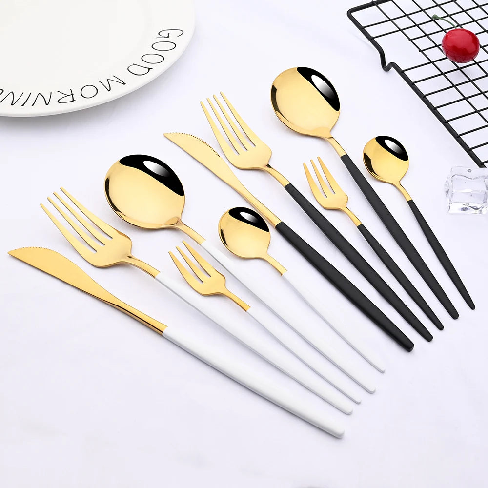 uniturcky Stainless Steel Flatware — 30 Pieces