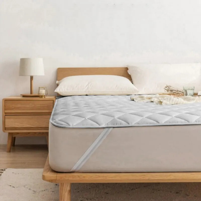 Polyester Mattress Protector with Elastic Band