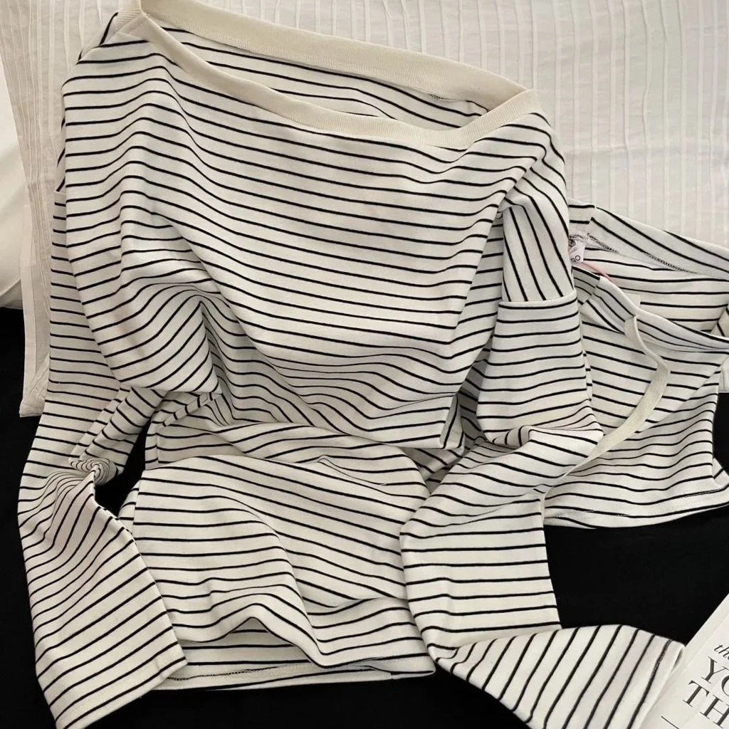 Women's Long-Sleeve Top and Shorts Pajama Set