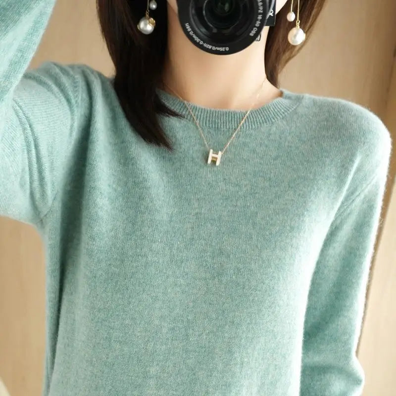 Women's Slim Round-Neck Knit Sweater