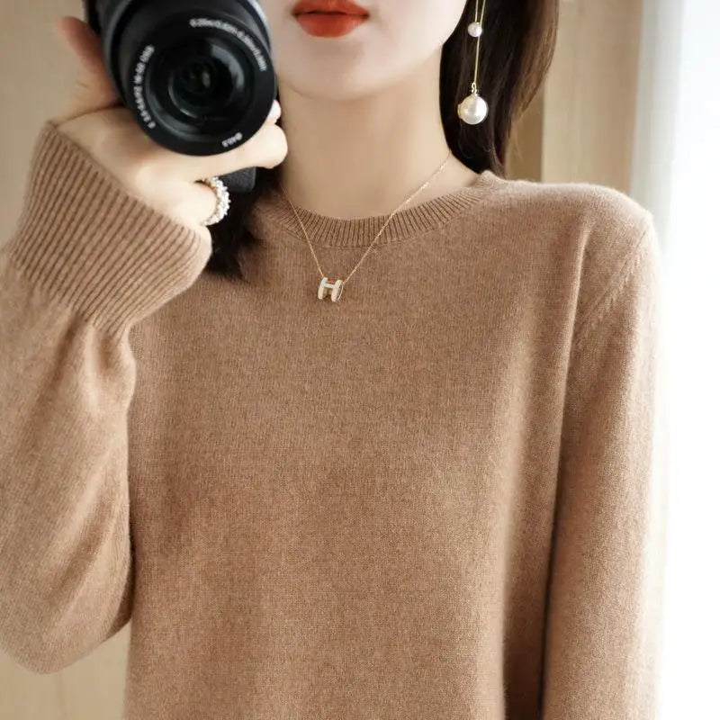 Women's Slim Round-Neck Knit Sweater