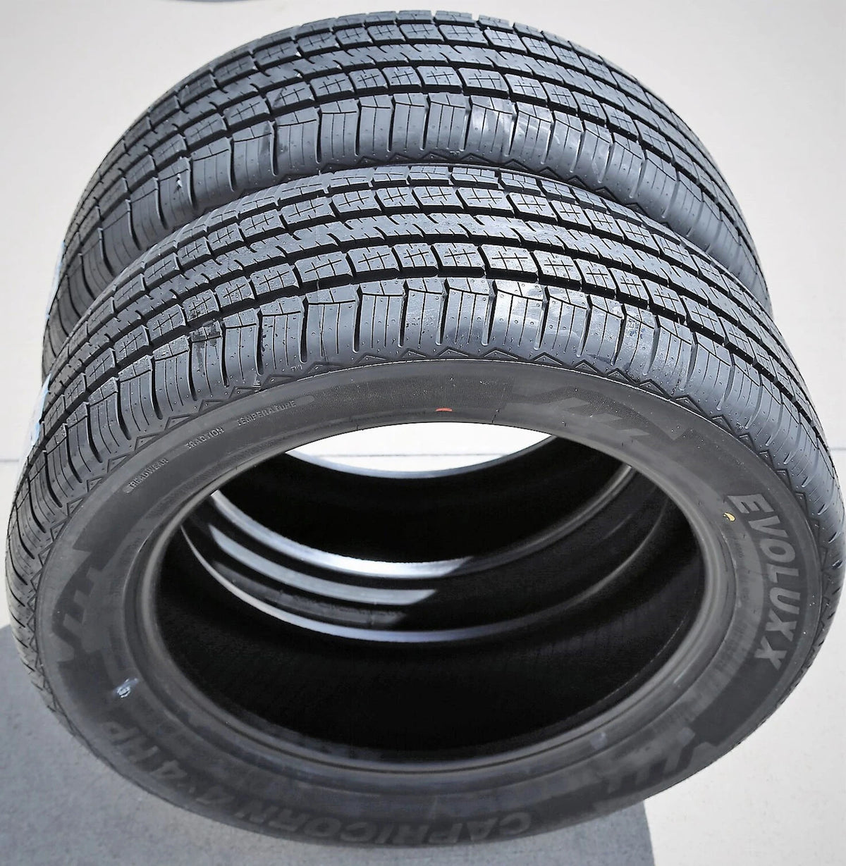 Evoluxx Capricorn 4X4 HP 215/60R17 96H Tire