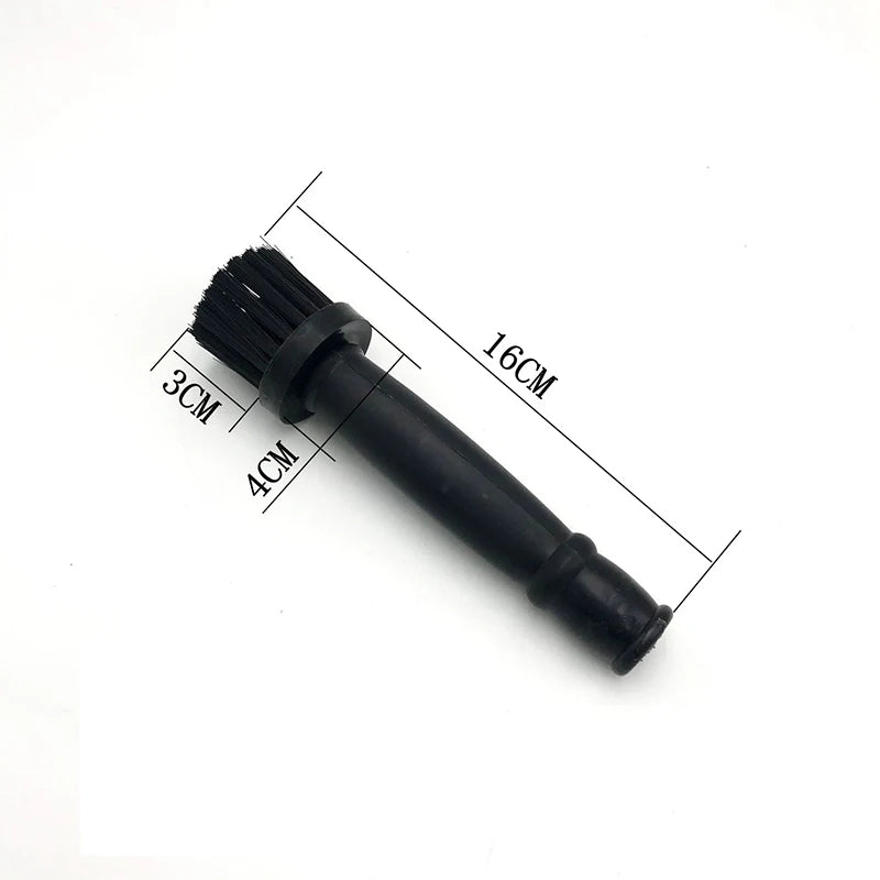 Wheel & Lug Nut Cleaning Brush