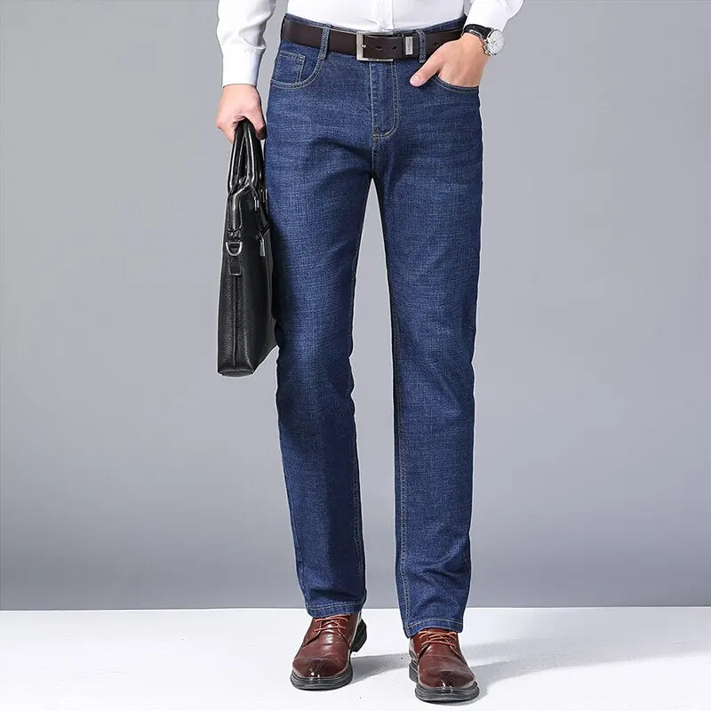Men's Slim Straight-Leg Black Jeans