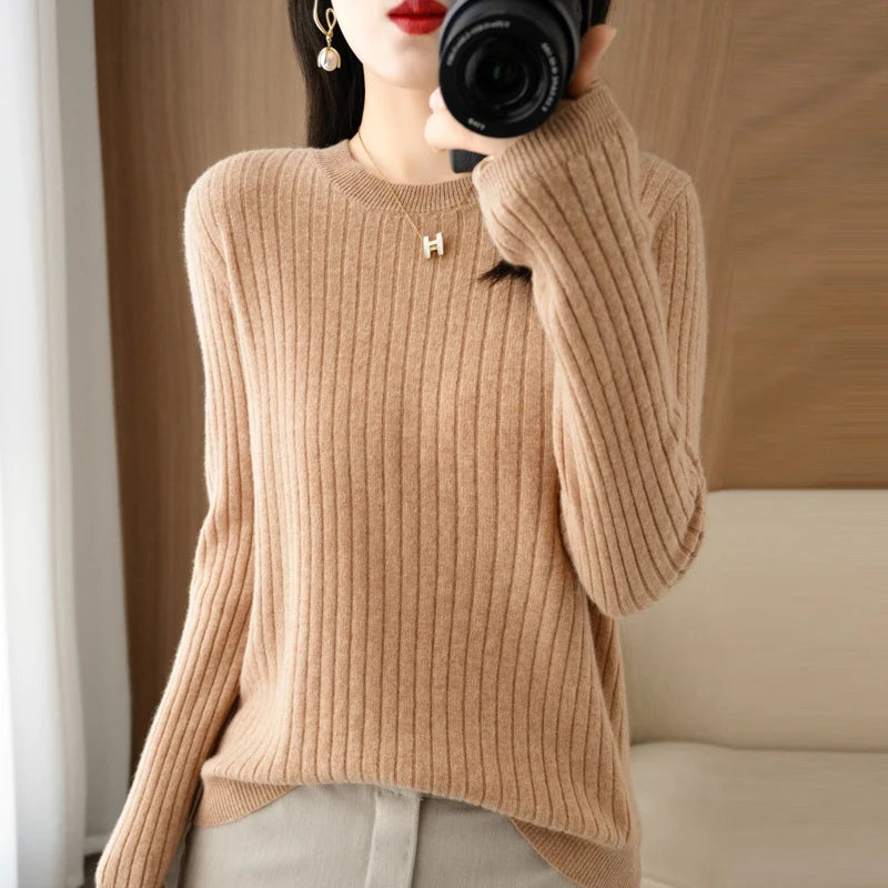 Women's Long-Sleeve Round-Neck Knit Pullover