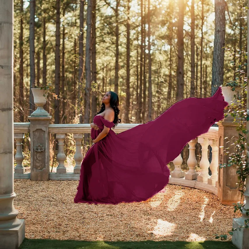 Floor-Length Lace Maternity Photography Gown