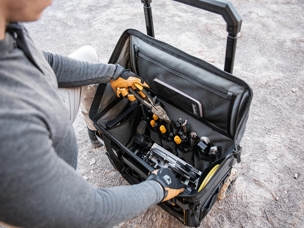 TOUGHBUILT Rolling Massive Mouth Tool Bag