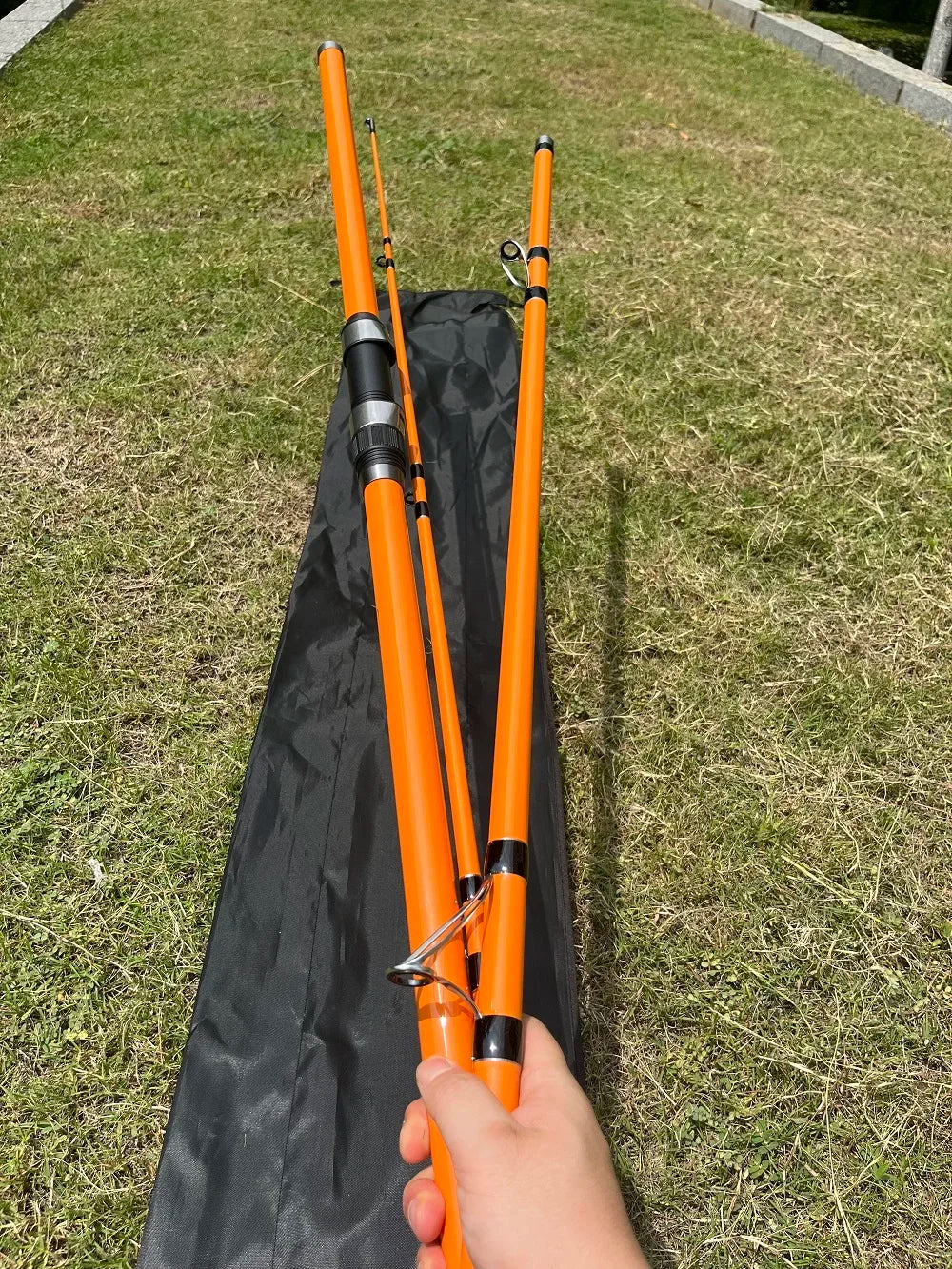 Three-Piece Carbon Surf Rod — 3.3–4.2 m