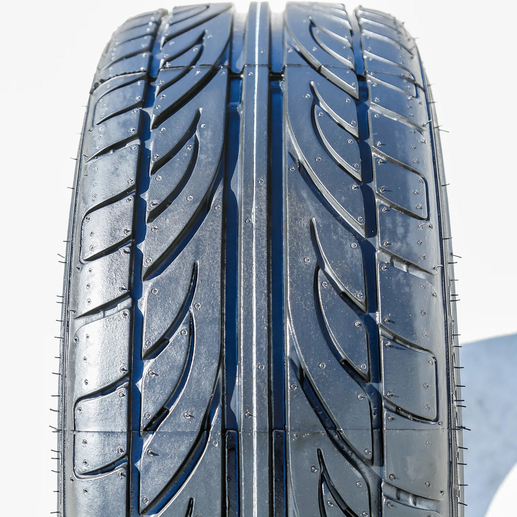 Accelera Alpha 205/35ZR18 81Y XL Tire